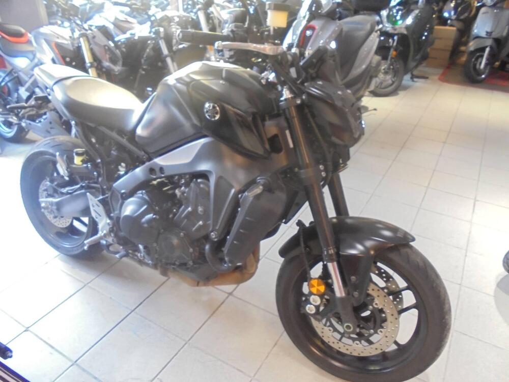 Yamaha MT-09 (2021 - 23) (2)