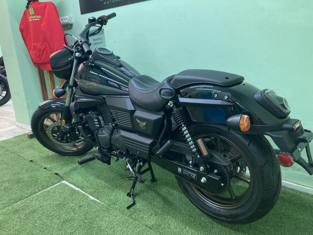 Um Italia Renegade Freedom 125 (2023 - 24) (2)