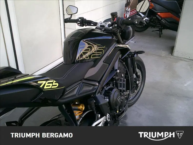 Triumph Street Triple 765 RS (2023 - 26) (3)