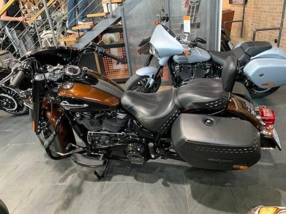 Harley-Davidson 114 Heritage Classic (2018 - 20) - FLHCS (4)