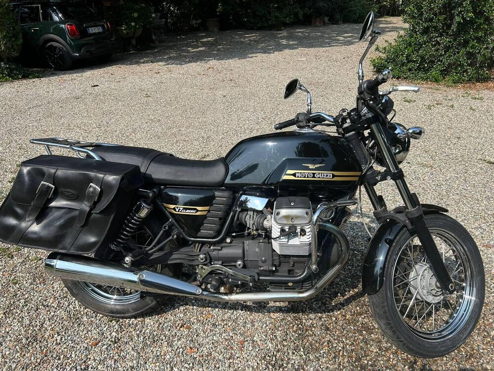 Moto Guzzi V7 Classic (2008 - 12)