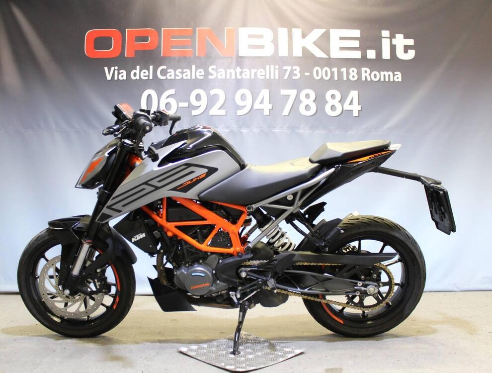 KTM 125 Duke (2021 - 23) (2)