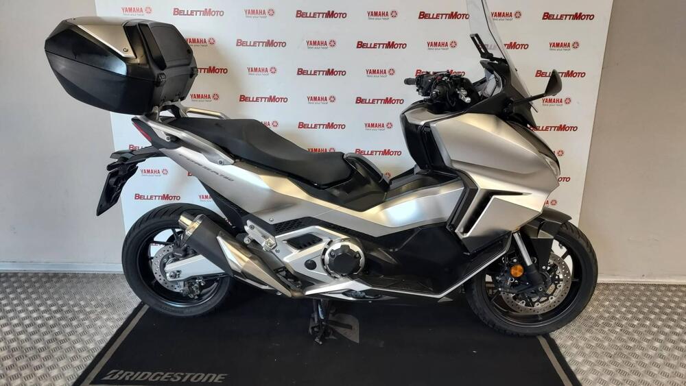 Honda Forza 750 DCT Urban (2021 - 24) (5)