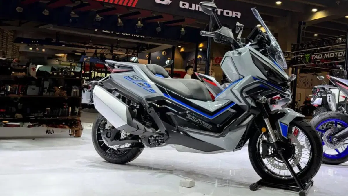 Zontes 368G ADV, Scooter adventure con radar e telecamere (4)