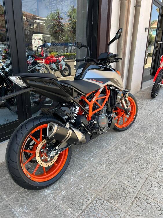 KTM 390 Duke (2021 - 23) (3)