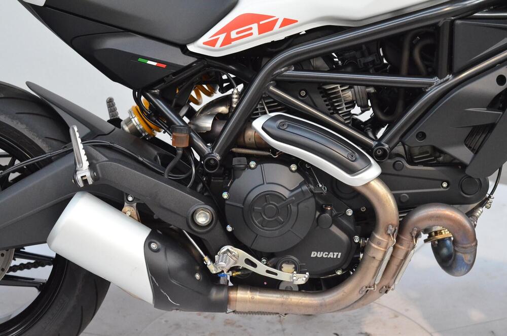 Ducati Monster 797 (2019 - 20) (3)