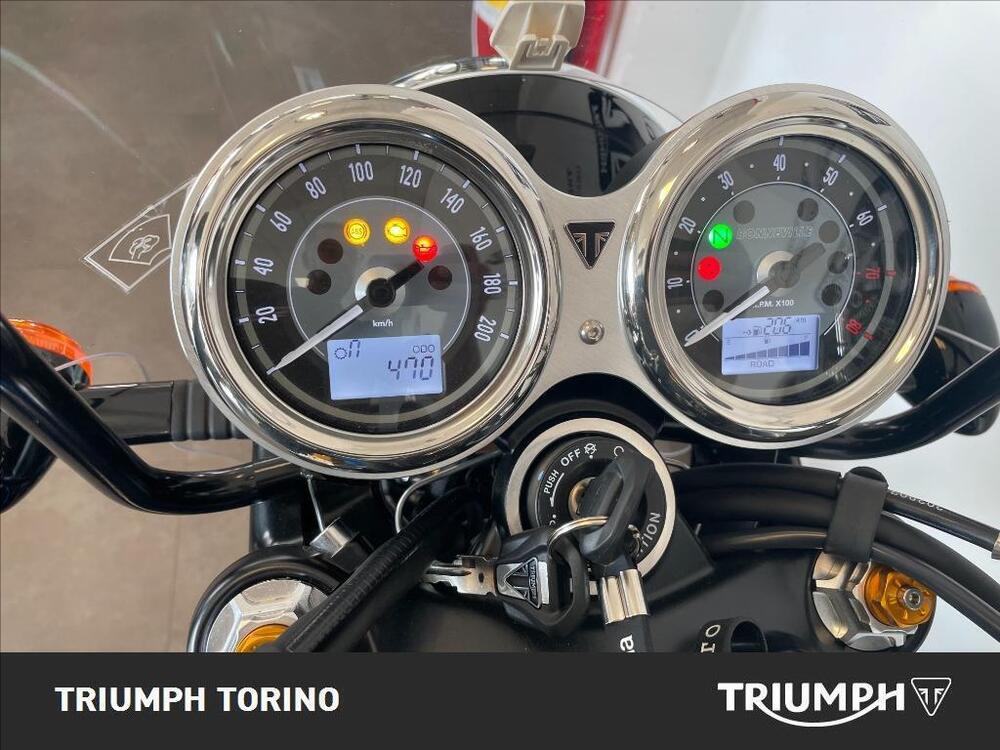 Triumph Bonneville T100 Chrome Edition (2023) (5)