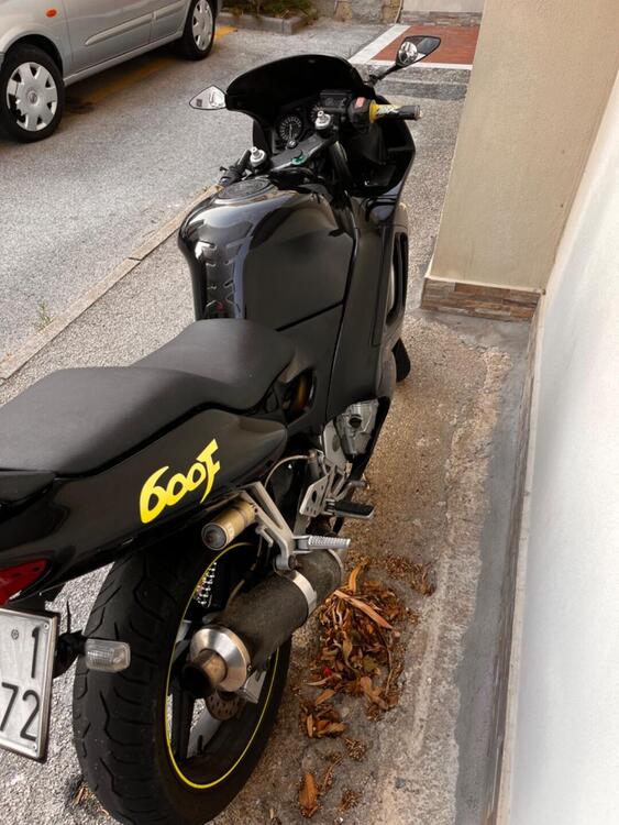 Honda CBR 600F (3)