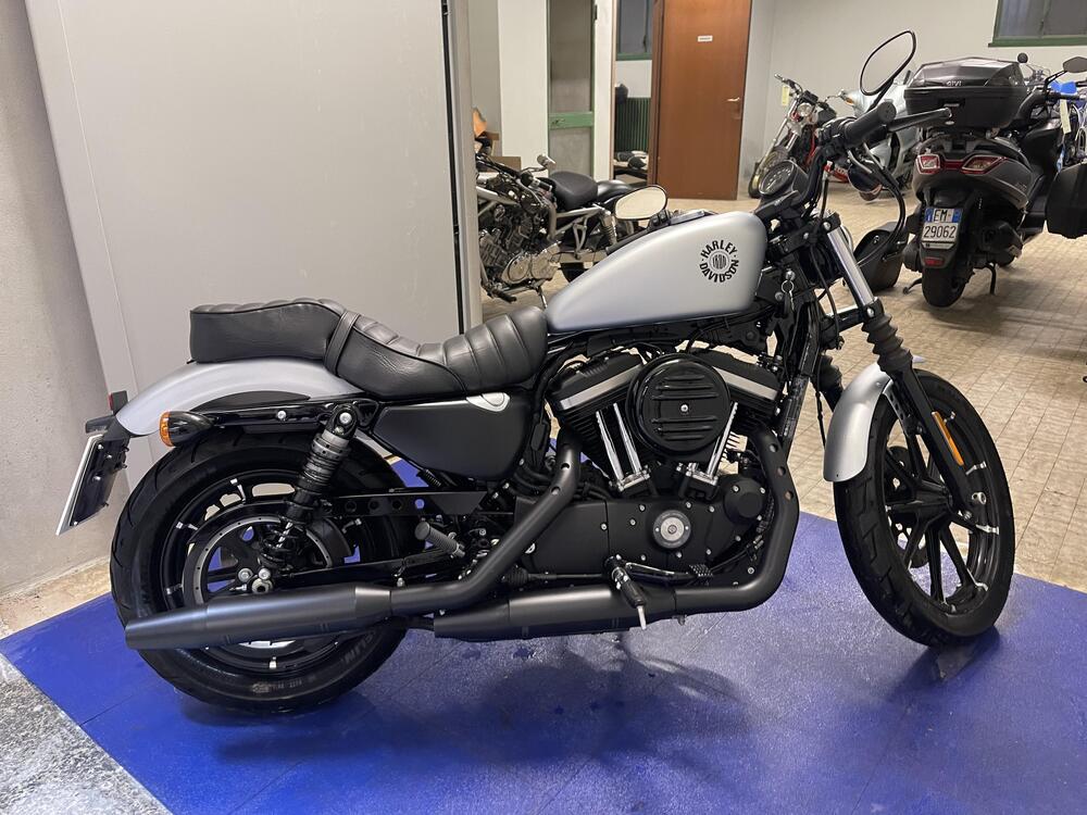 Harley-Davidson 883 Iron (2017 - 20) - XL 883N (4)