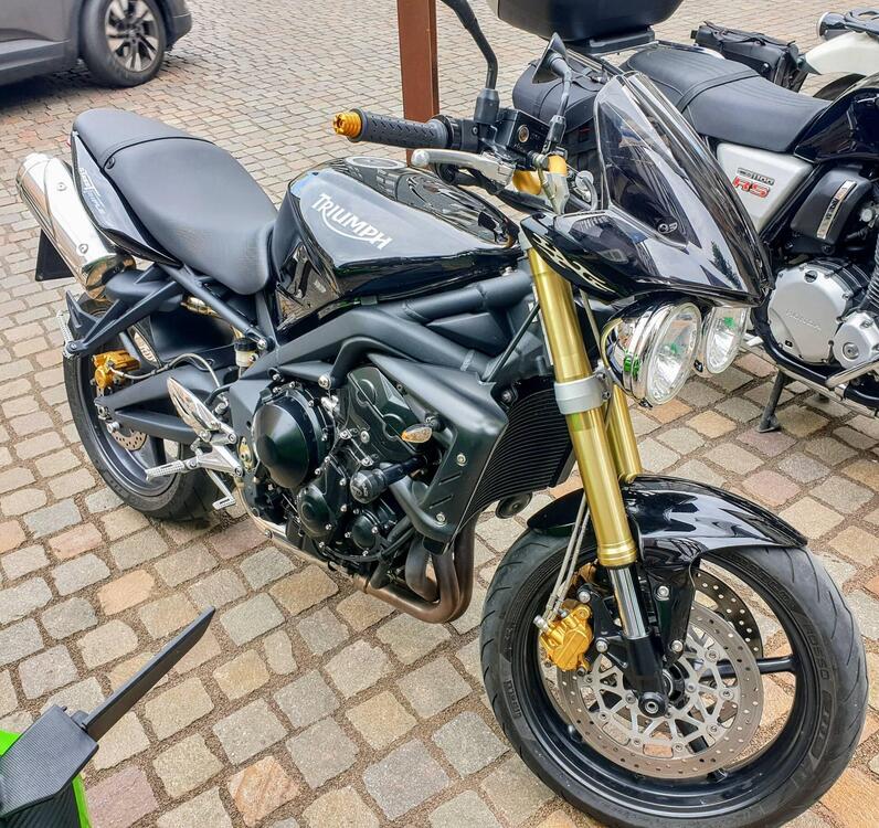 Triumph Street Triple (2007 - 12) (3)