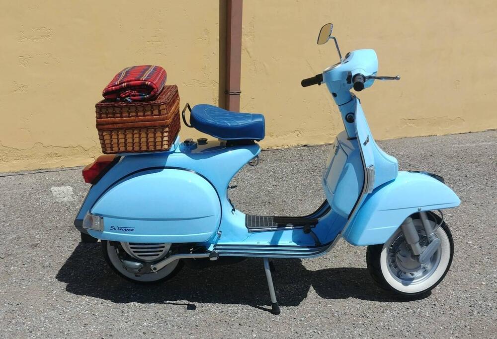 Piaggio VESPA 200 E