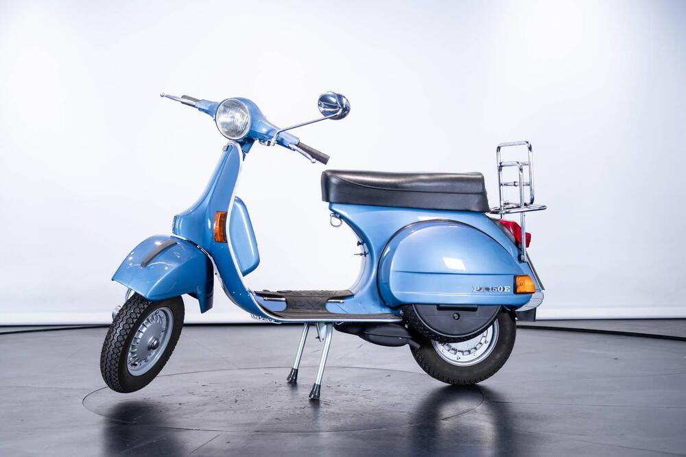 Piaggio VESPA PX150 E