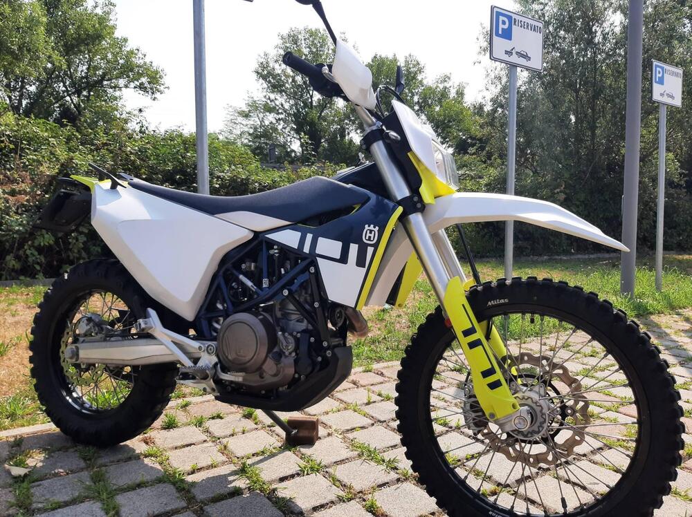 Husqvarna 701 Enduro (2023 - 24) (3)