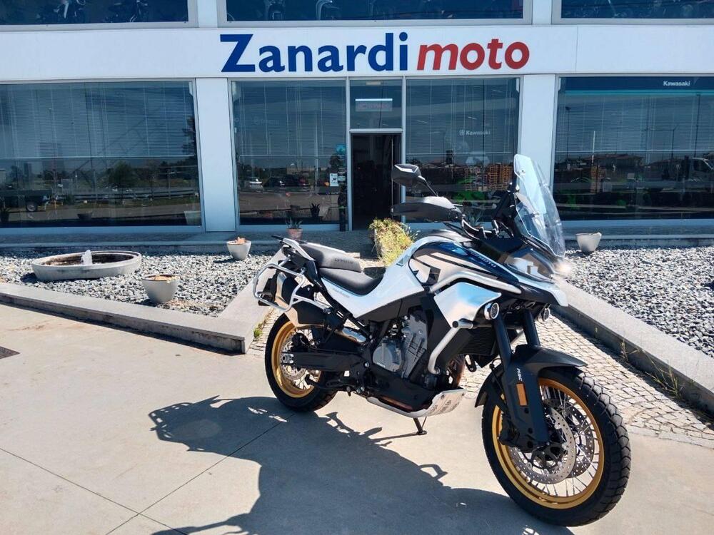 CFMOTO 800MT Explorer (2023 - 24)