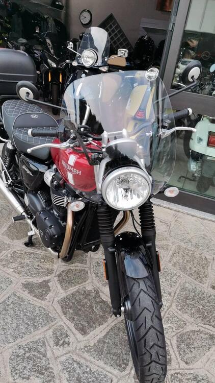 Triumph Street Twin 900 (2017 - 18) (4)