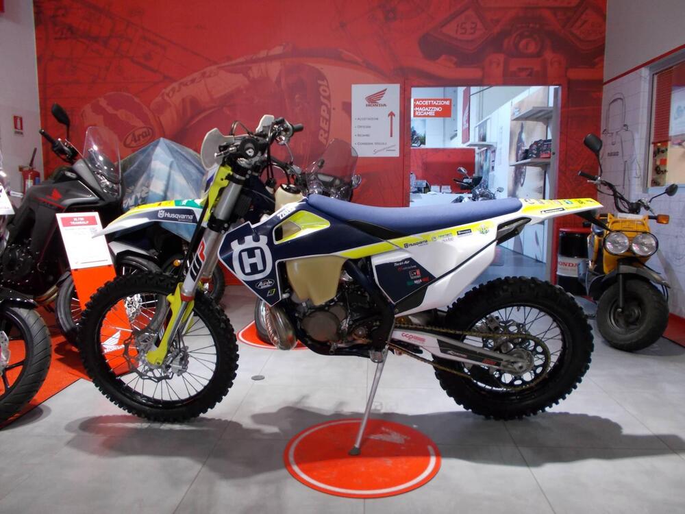 Husqvarna TE 300i (2020) (5)