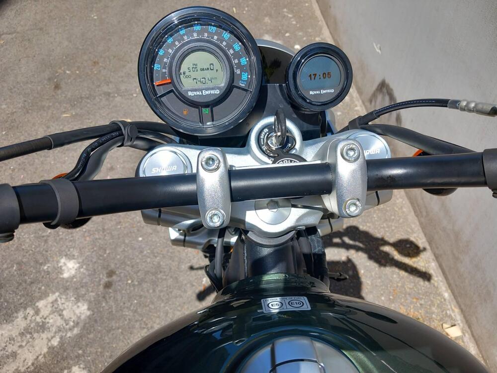 Royal Enfield Super Meteor 650 (2023 - 24) (4)