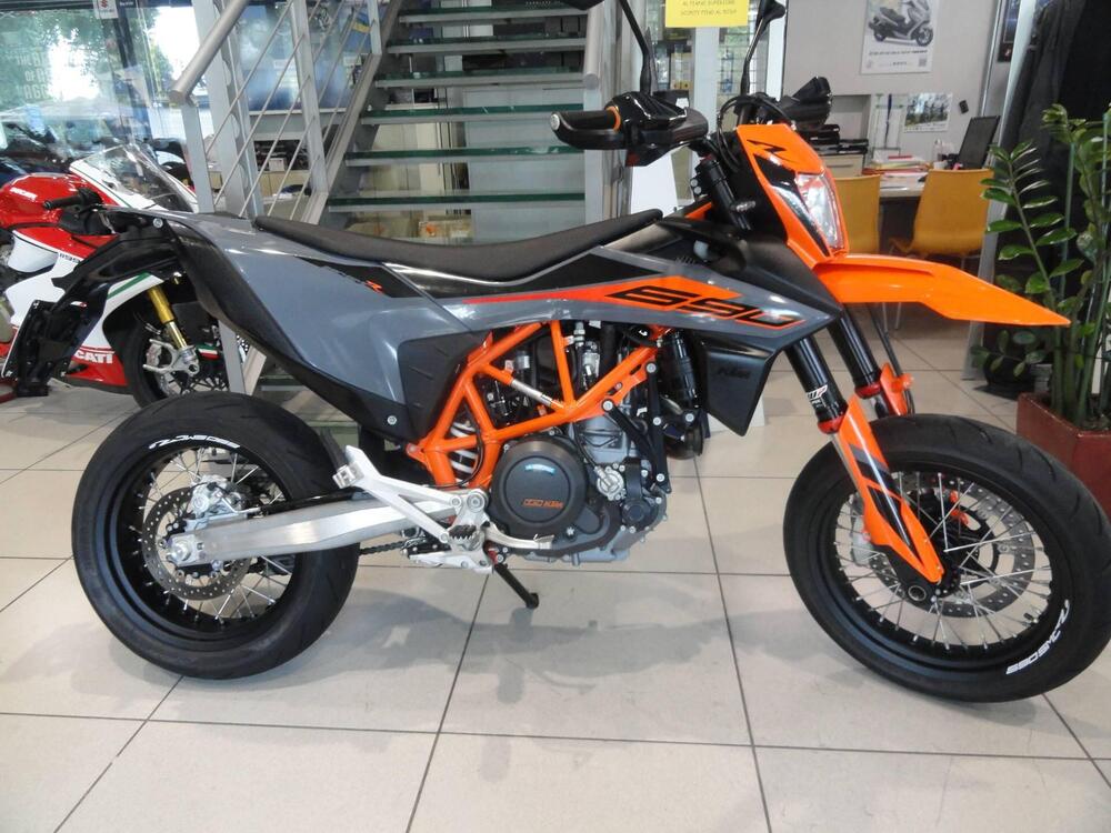 KTM 690 SMC R (2021-22)