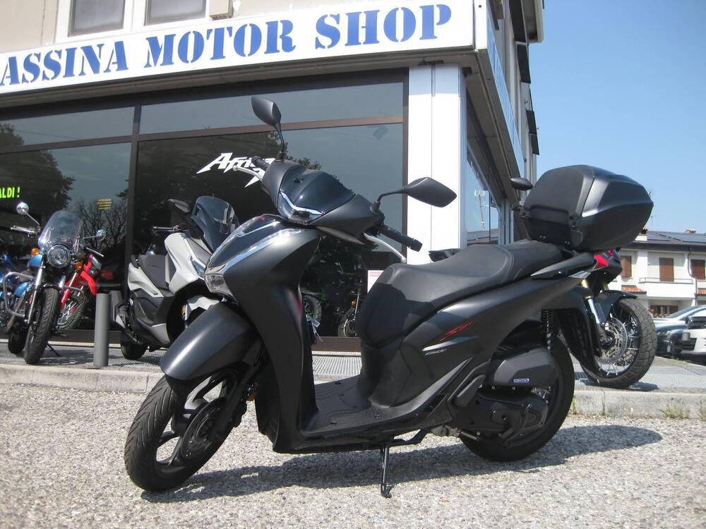 Honda SH 150i Sport (2022 - 24) (3)