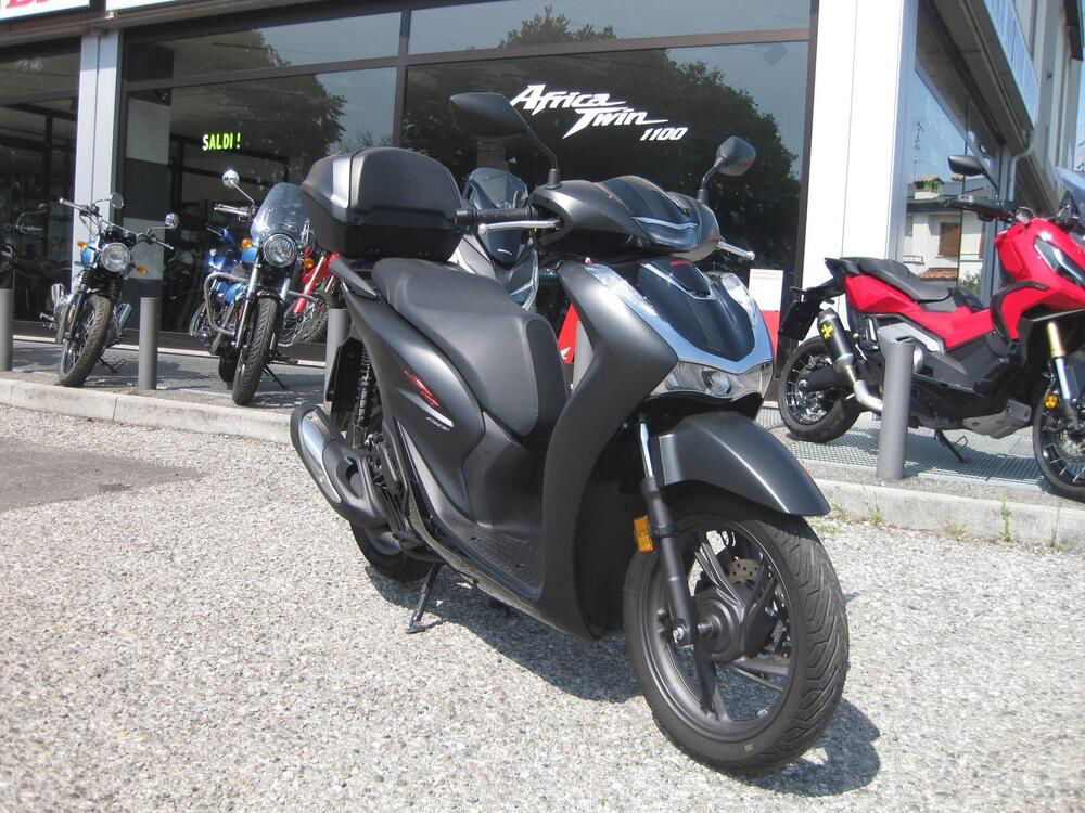 Honda SH 150i Sport (2022 - 24) (4)