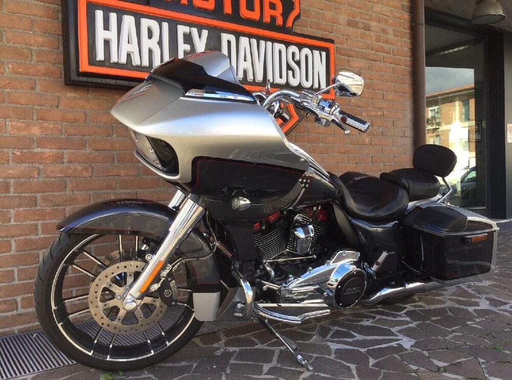 Harley-Davidson 117 Road Glide (2018 - 19) - FLTRXSE (4)