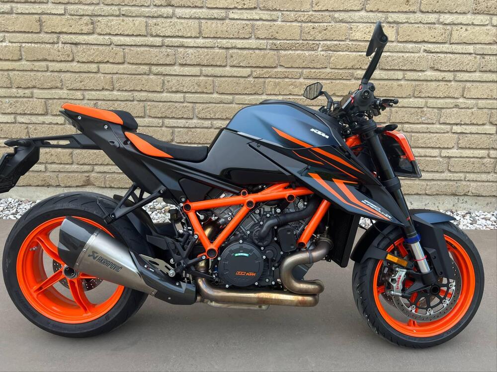 KTM 1290 Super Duke R Evo (2022 - 23) (2)