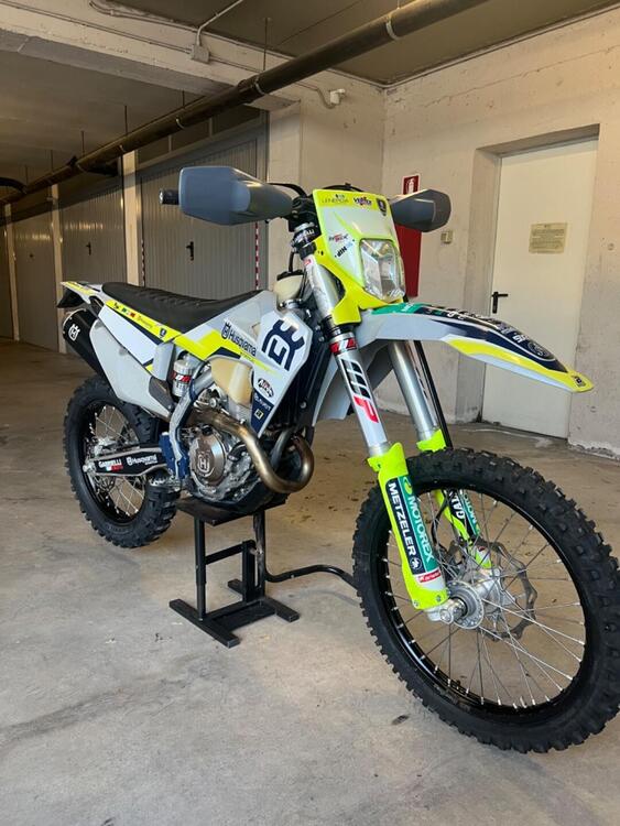 Husqvarna FE 250 (2022) (2)