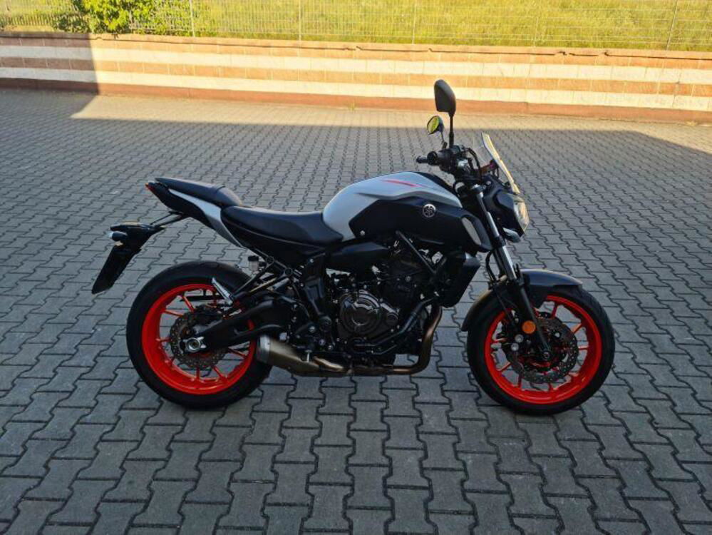 Yamaha MT-07 (2018 - 20) (3)