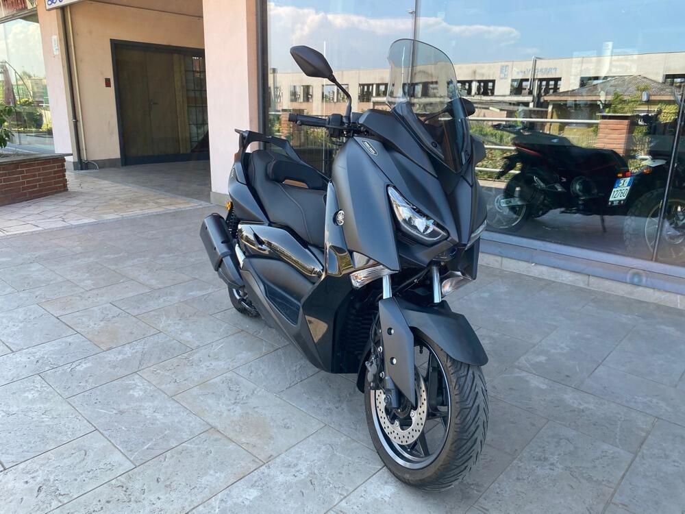 Yamaha X-Max 300 Iron Max (2019 - 20) (2)