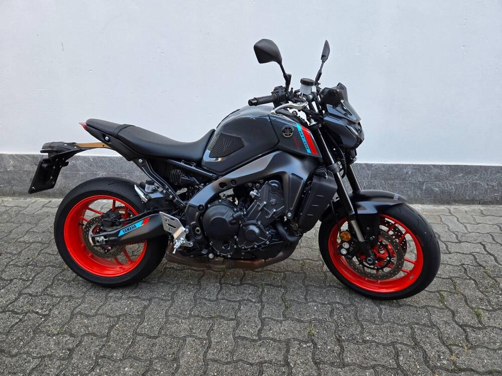 Yamaha MT-09 (2021 - 23) (4)