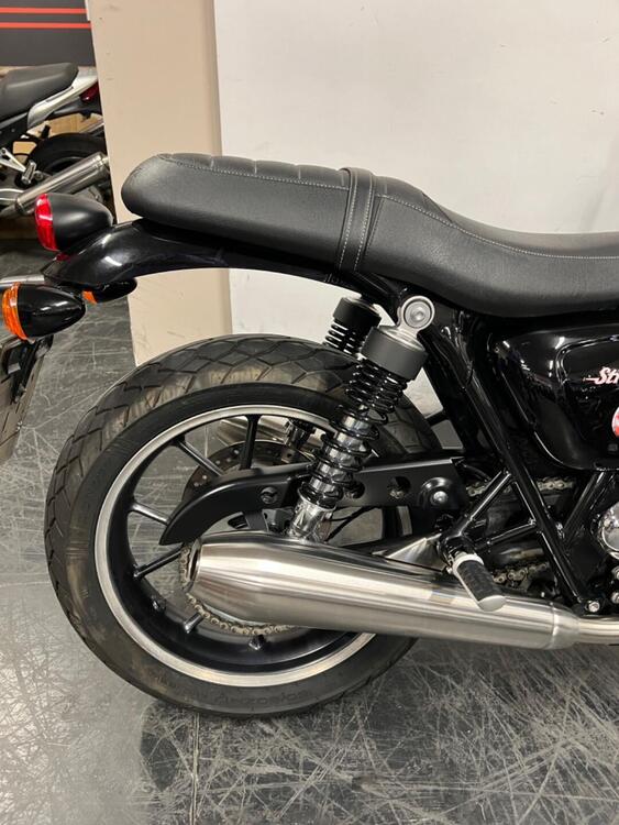 Triumph Street Twin 900 (2016) (5)