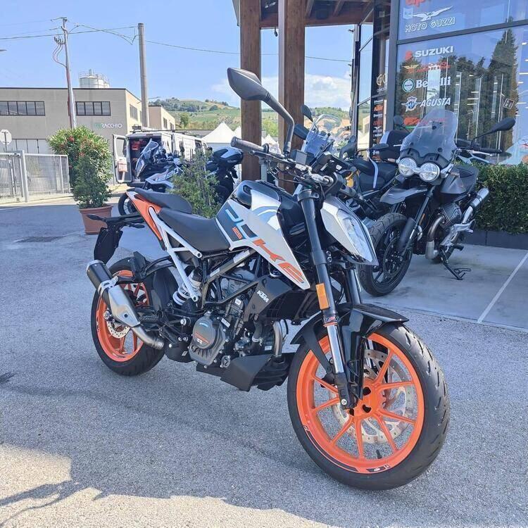 KTM 125 Duke (2021 - 23) (5)