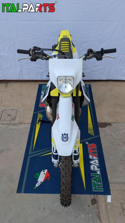 Husqvarna TE 300i (2023) (2)