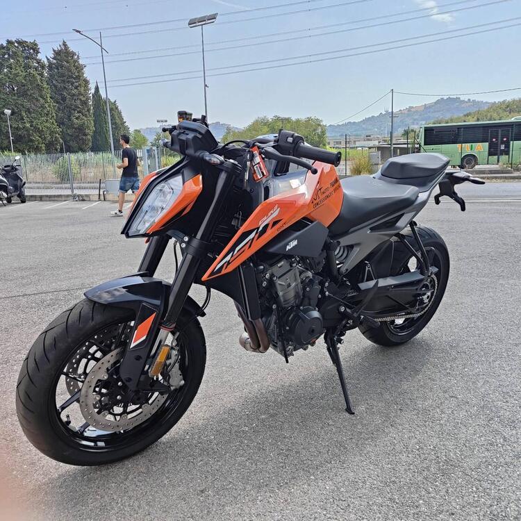 KTM 790 Duke L (2023 - 24) (4)