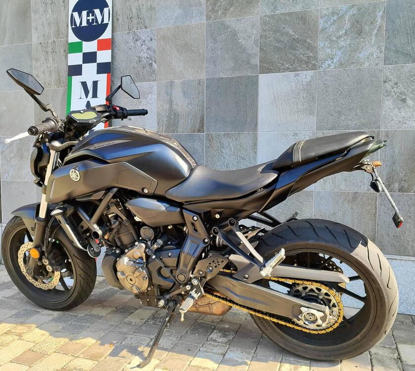 Yamaha MT-07 (2018 - 20) (4)