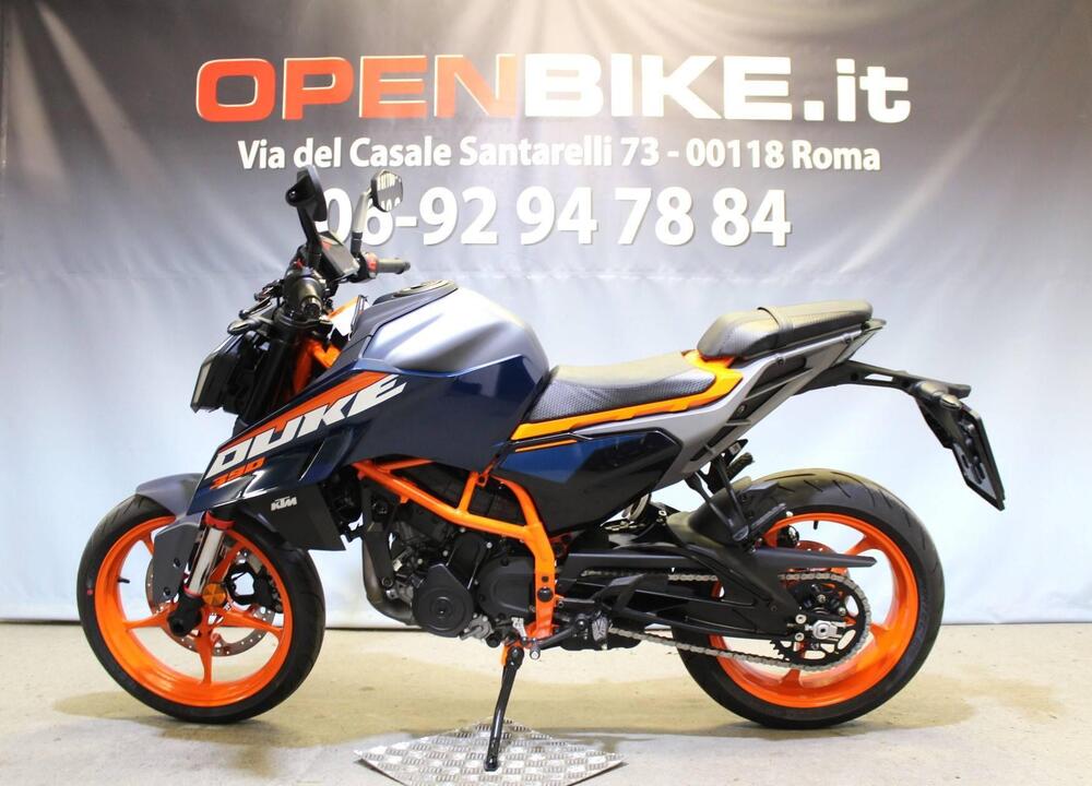 KTM 390 Duke (2024) (2)