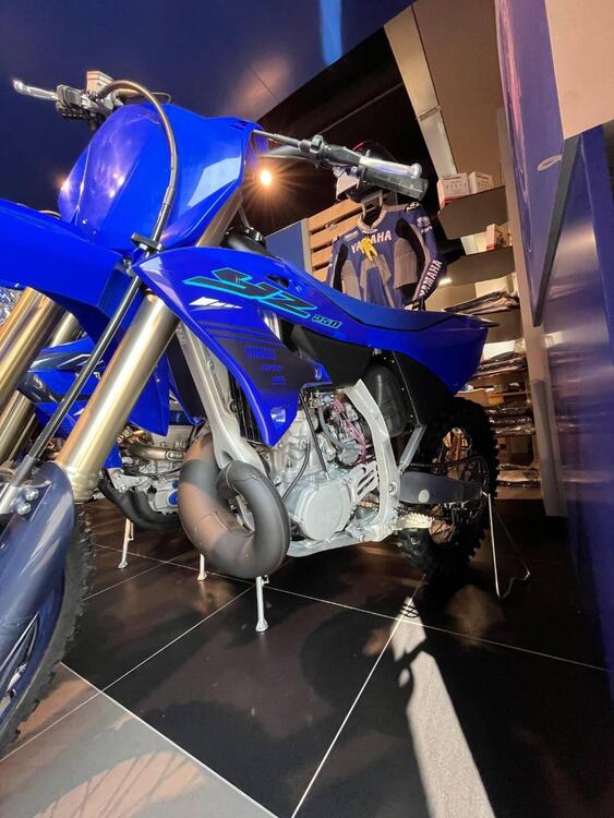 Yamaha YZ 250 (2024) (2)