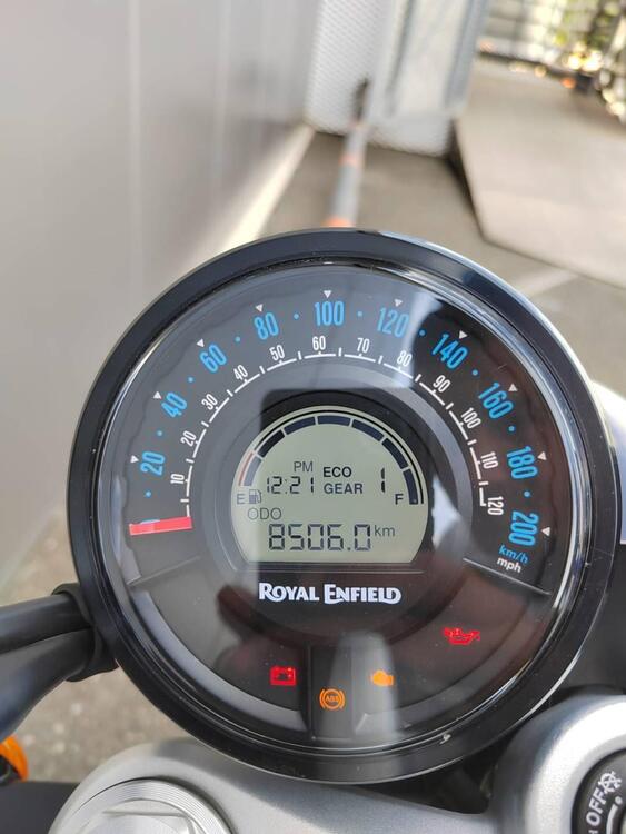 Royal Enfield Super Meteor 650 (2023 - 24) (4)