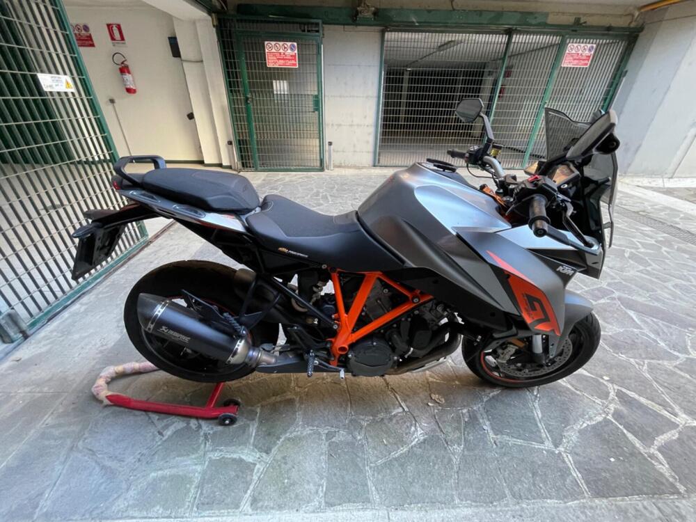 KTM 1290 Super Duke GT ABS (2016 - 18) (2)