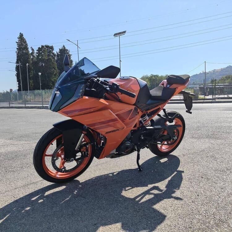 KTM RC 390 (2022 - 24) (3)