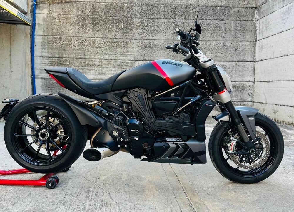 Ducati XDiavel 1262 Black Star (2021)