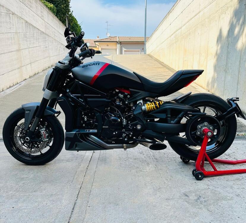 Ducati XDiavel 1262 Black Star (2021) (2)