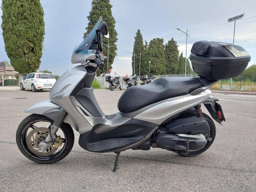 Piaggio Beverly 350 S ABS (2019 - 20) (5)