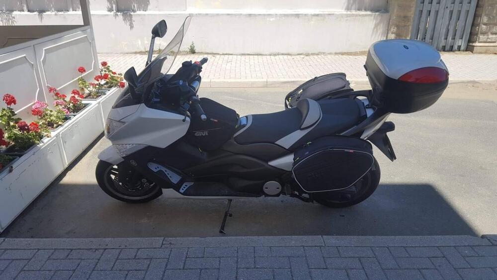 Yamaha T-Max 500 White Max (2010 - 11) (3)