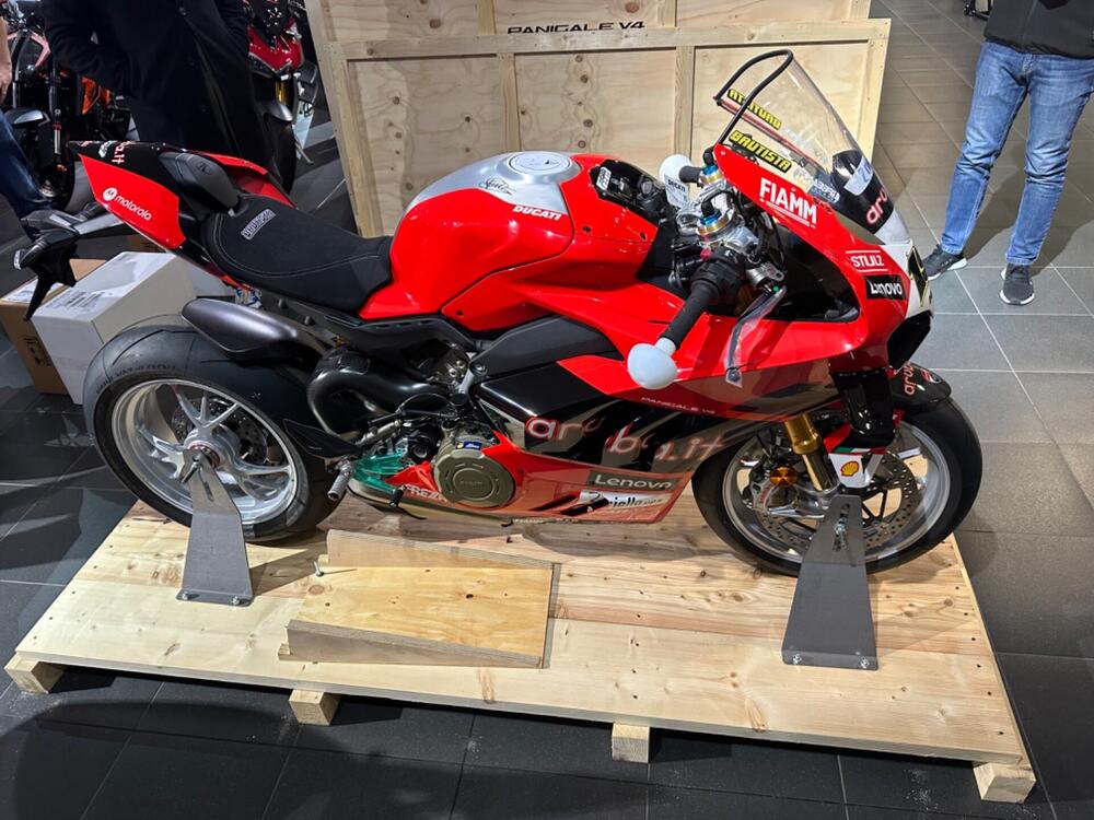 Ducati Panigale V4 Bautista 2022 World Champion Replica (2023)