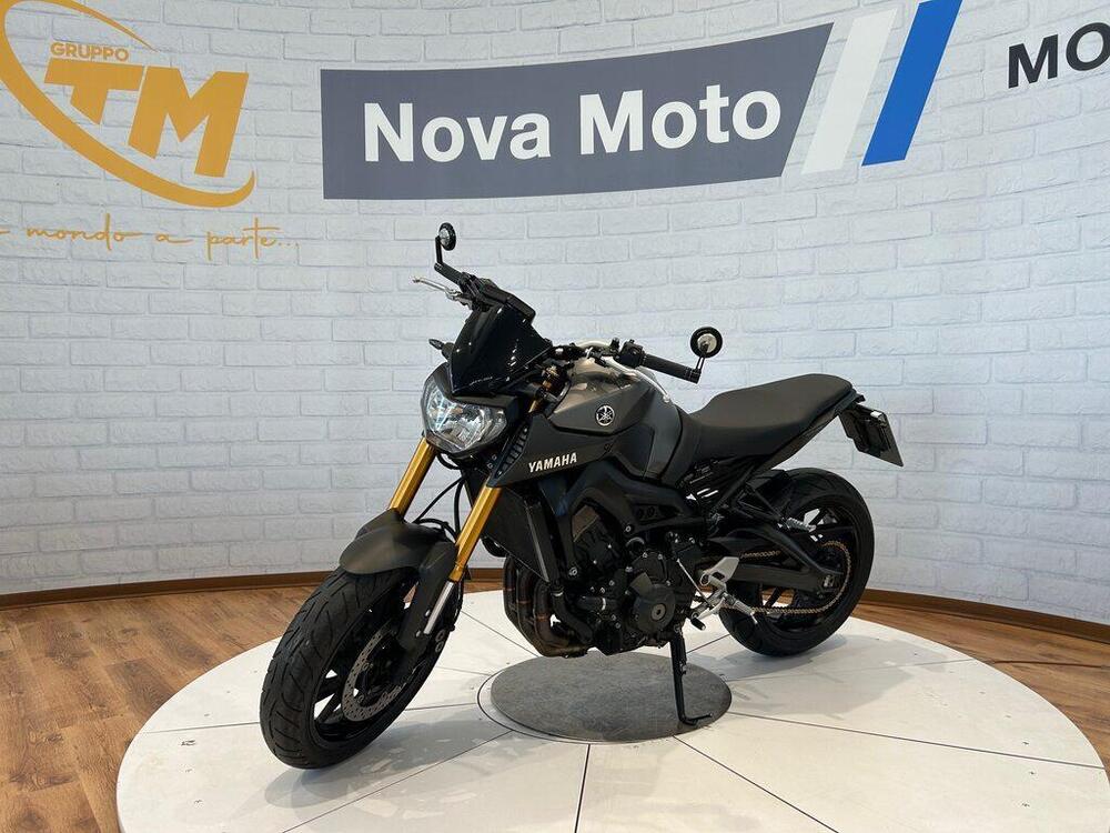 Yamaha MT-09 ABS (2016) (2)