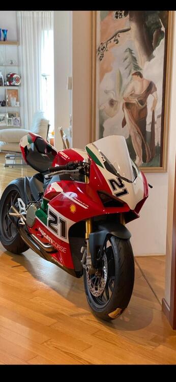 Ducati Panigale V2 Bayliss 1st Championship 20th Anniversary (2021 - 24)