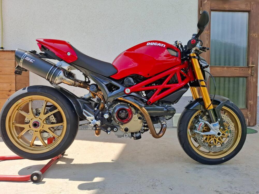 Ducati Monster 1100 S (2009-10)