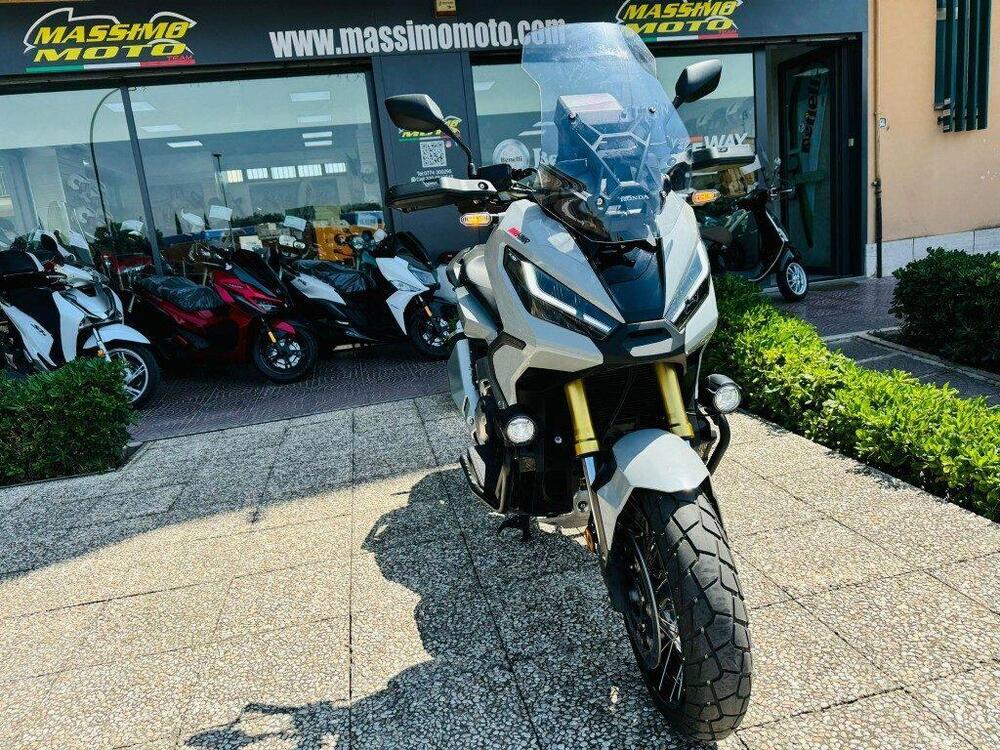 Honda X-ADV 750 DCT (2021 - 24) (2)