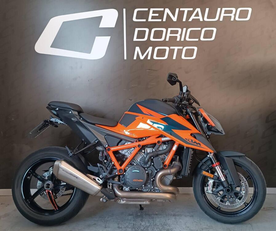 KTM 1290 Super Duke R (2021)